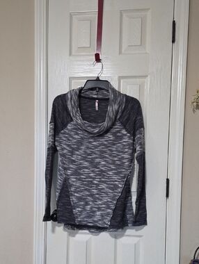 Charlotte Russe Gray Marled Cowl Neck Lightweight Sweater. PTP 22 With Stretch.